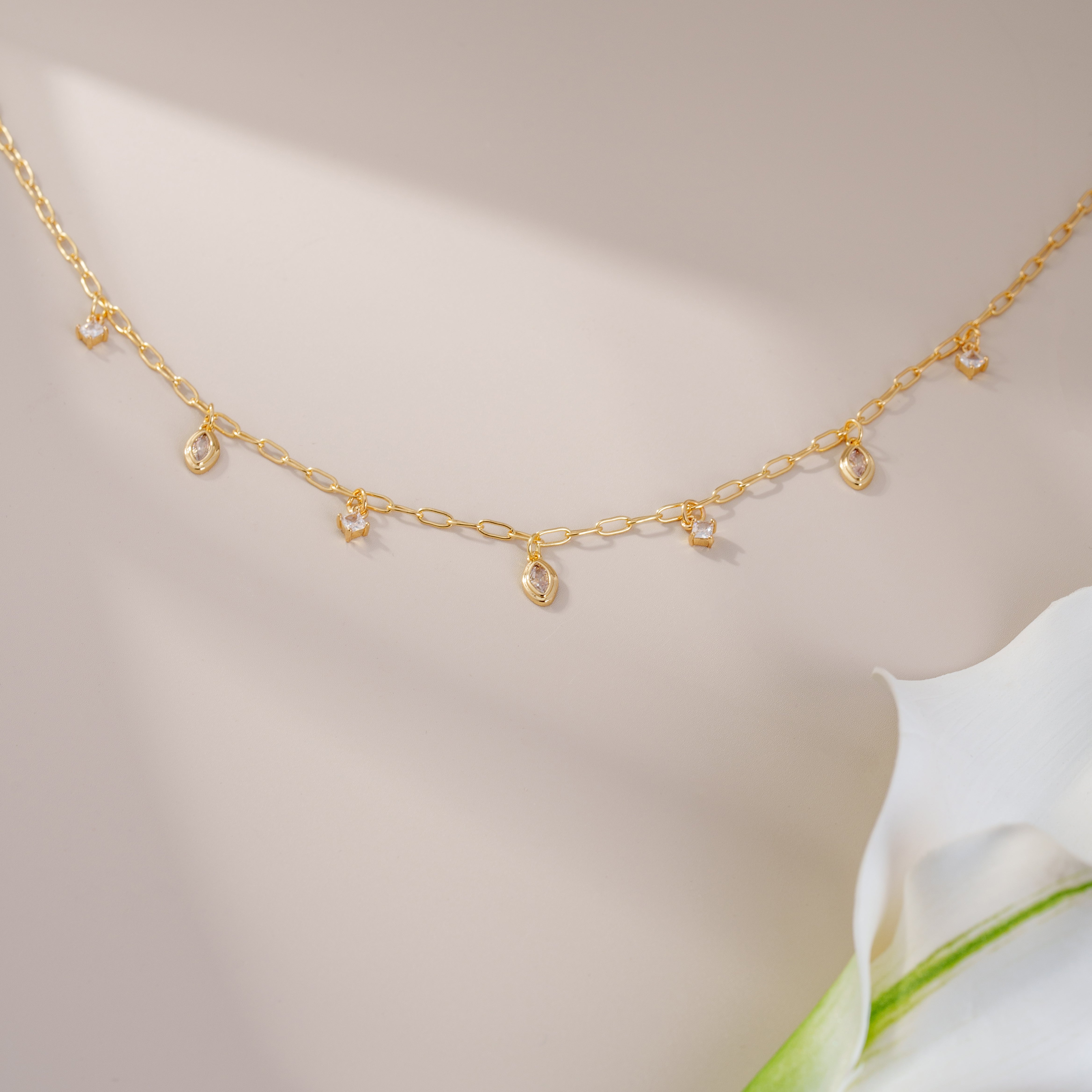 Vintage Charm · Serpent Grace Necklace - Loopbrek