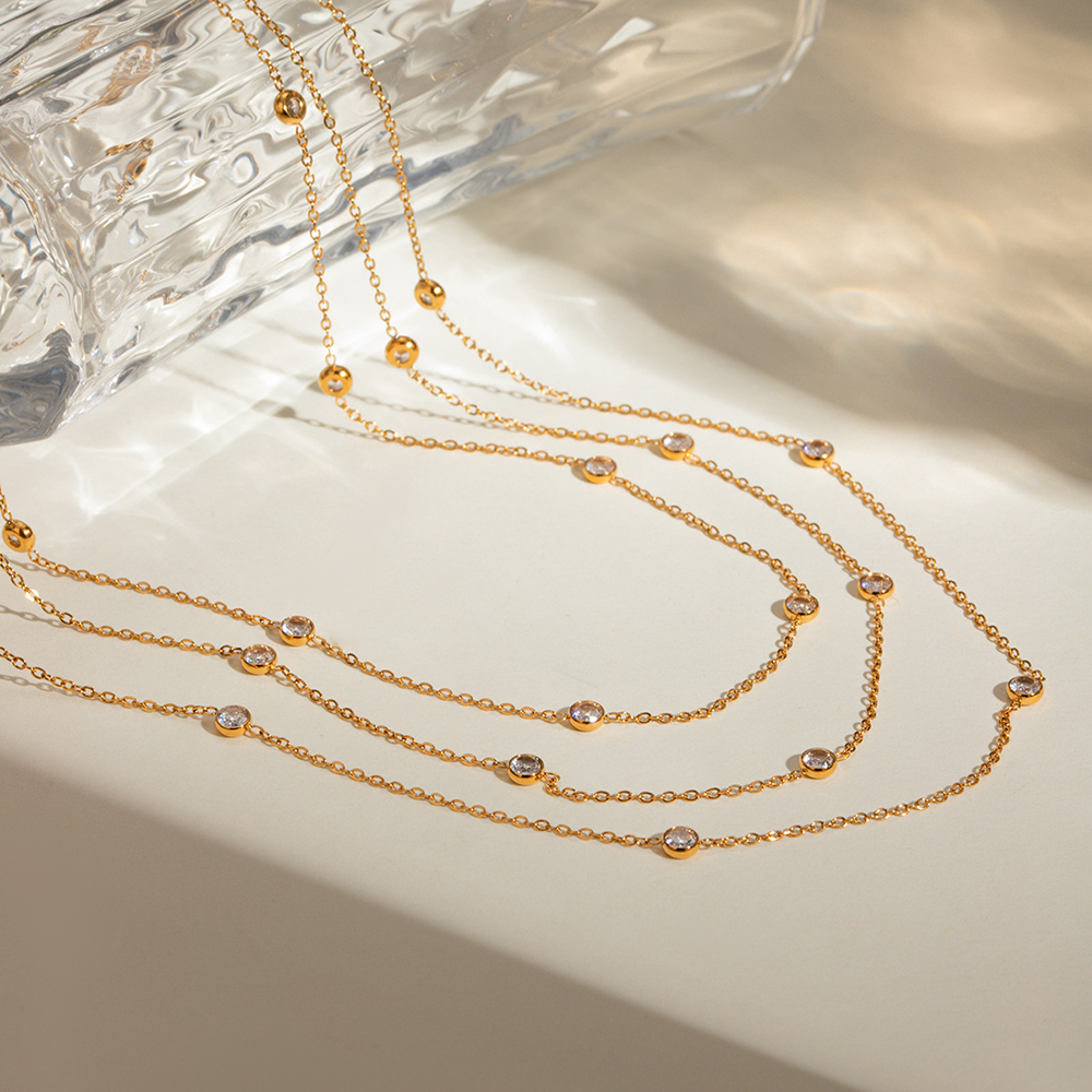 Loopbrek - layered necklaces - Triple Layered Necklace - zoom out