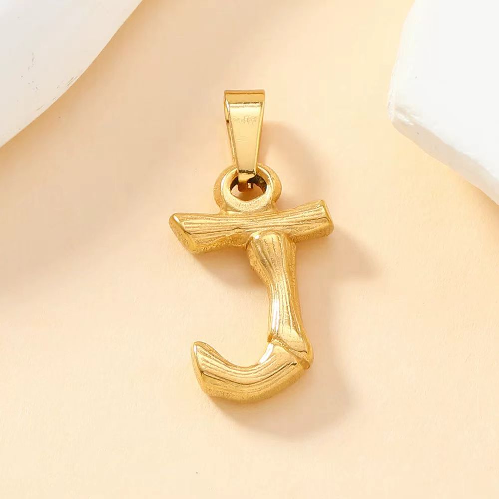 Loopbrek - custom initial necklace - Bamboo-Shaped Initial Charm - zoom in