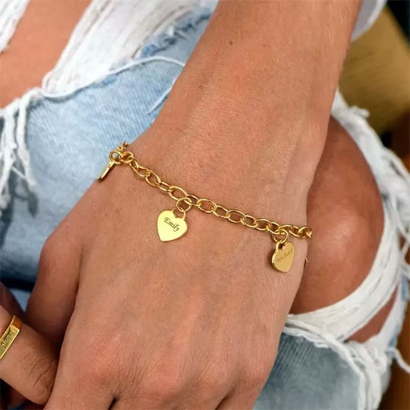 Loopbrek - custom bracelet - Heart-Shaped Engraved Motivation Bracelet - zoom out