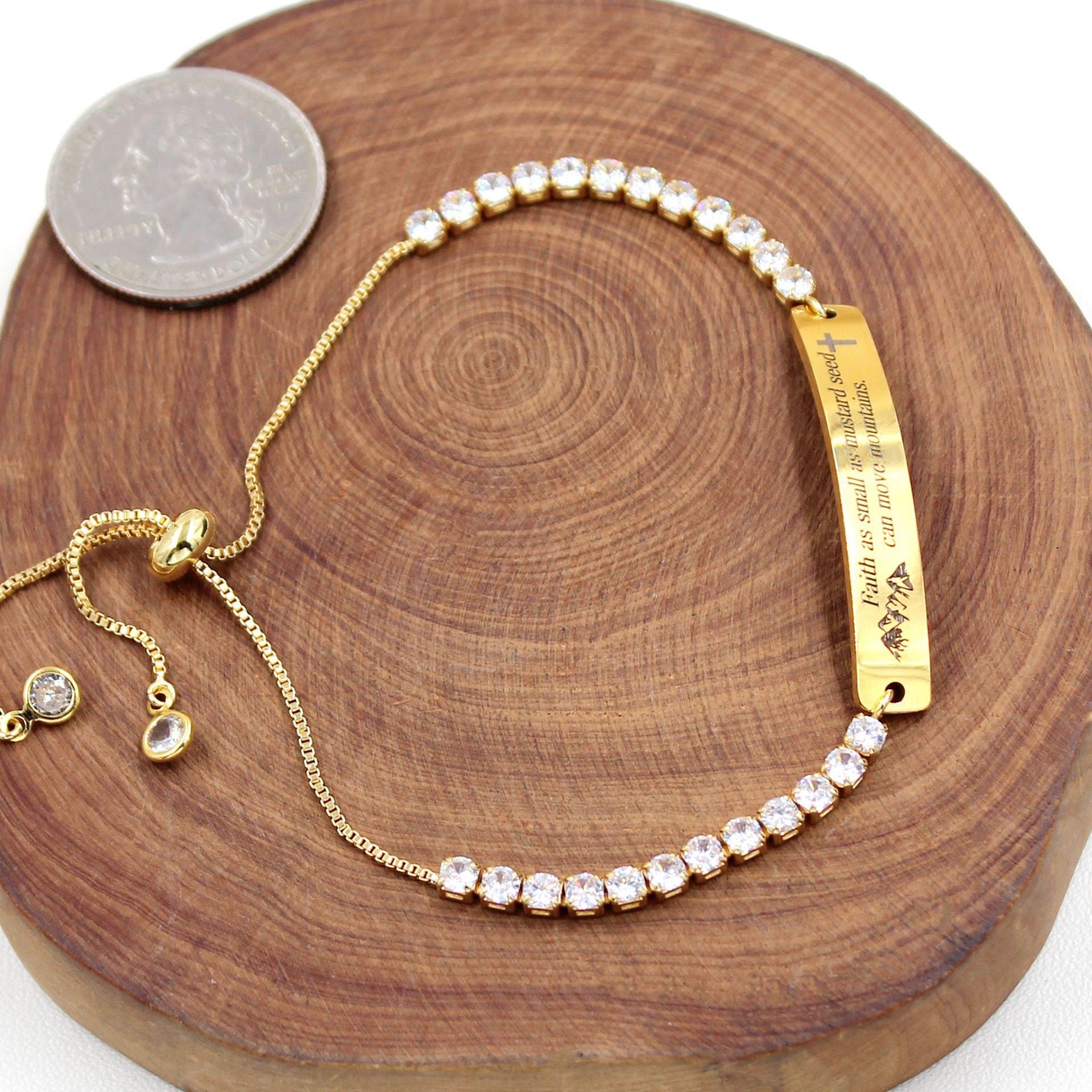 Loopbrek - custom bracelet - Engraved Shiny Motivation Bracelet - zoom in