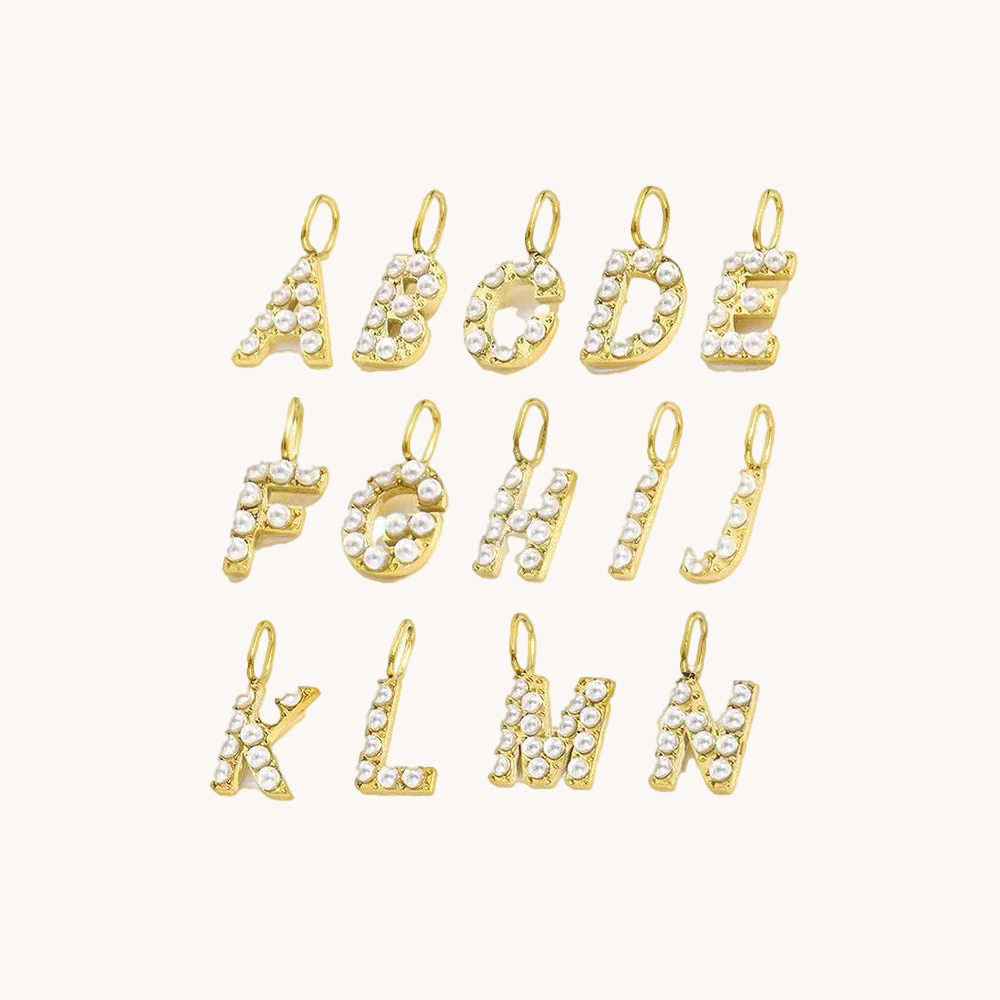 Loopbrek - charm necklace - Personalized Pearl Letter Charm - zoom out