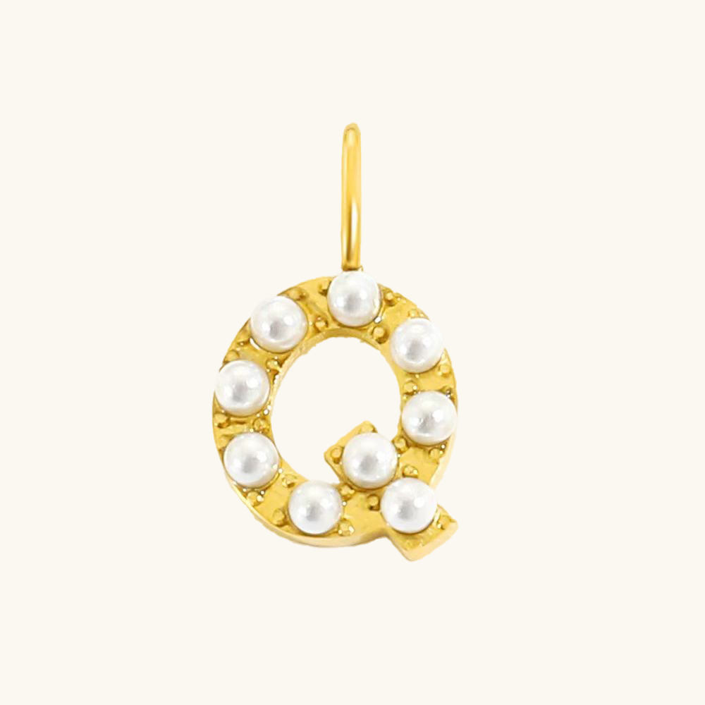 Loopbrek - charm necklace - Personalized Pearl Letter Charm - zoom in